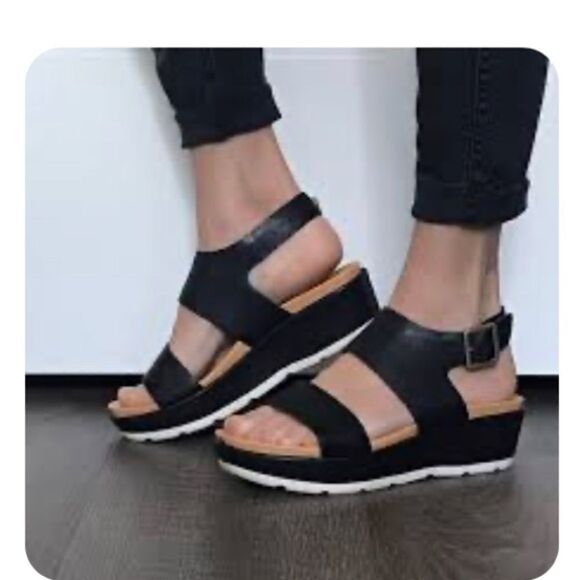 Kork-Ease Shoes - Kork ease black leather strap sandals wedge sz 11